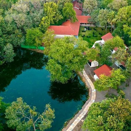 אודייפור Aranya Vilas - A Nature Resort מראה חיצוני תמונה